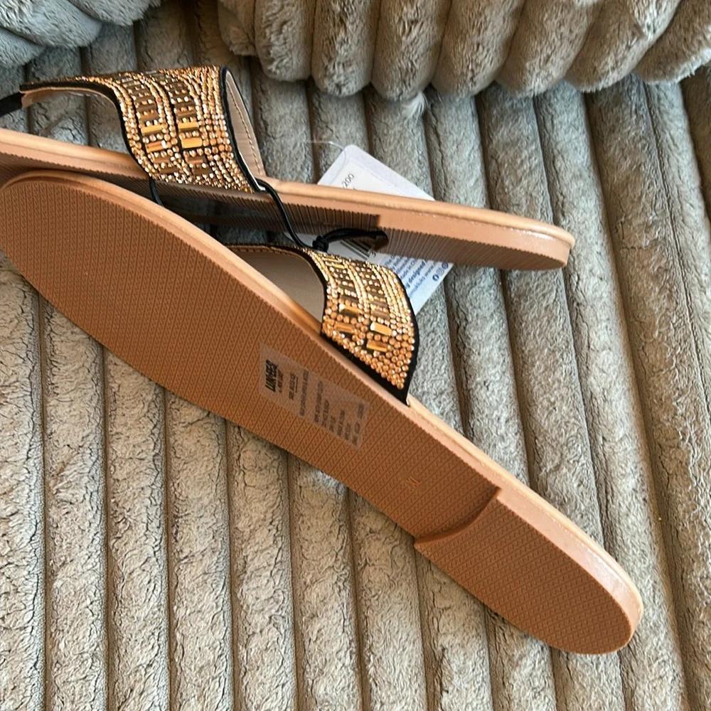 Muk Luks Luk*Ees NWT Brown/Tan Rhinestone Sandals XL 11-12 Gorgeous So Chic New - Picture 9 of 13